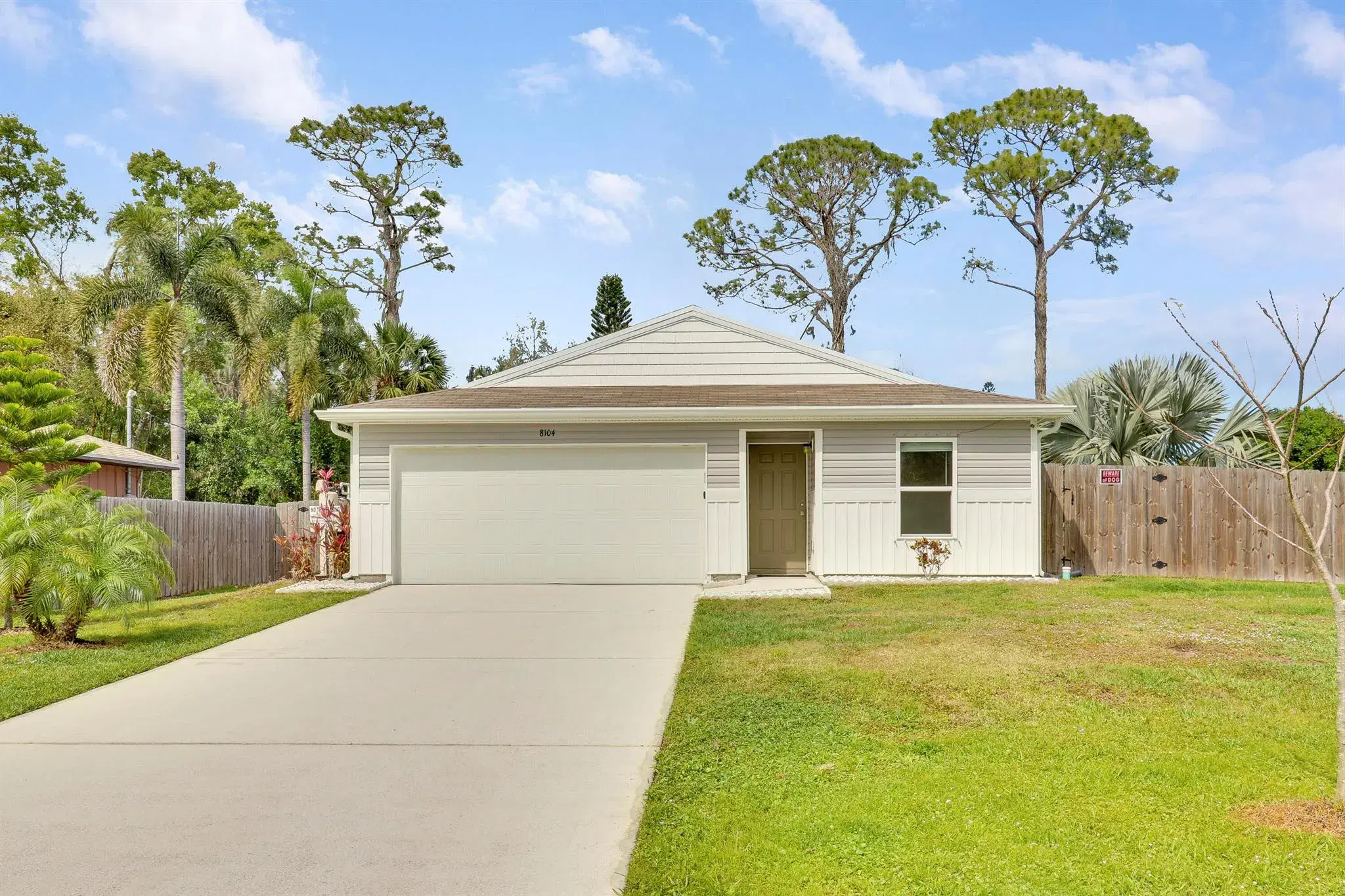 Picture of 8104 Santa Clara Boulevard, Fort Pierce, FL 34951