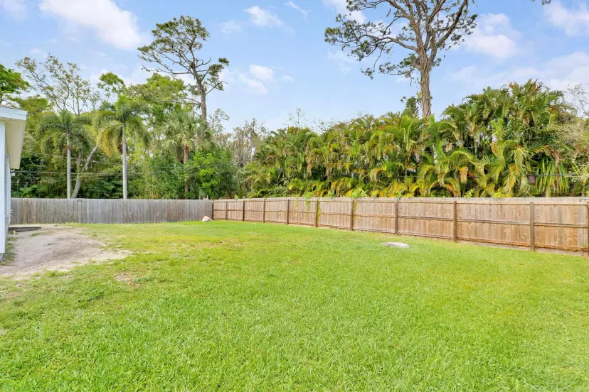 Picture of 8104 Santa Clara Boulevard, Fort Pierce FL 34951