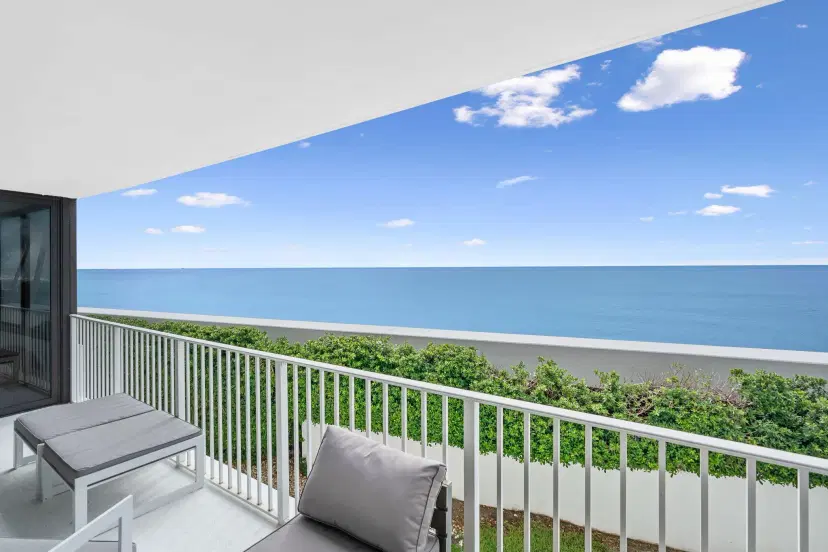 Picture of 3590 S Ocean Boulevard 202, South Palm Beach FL 33480