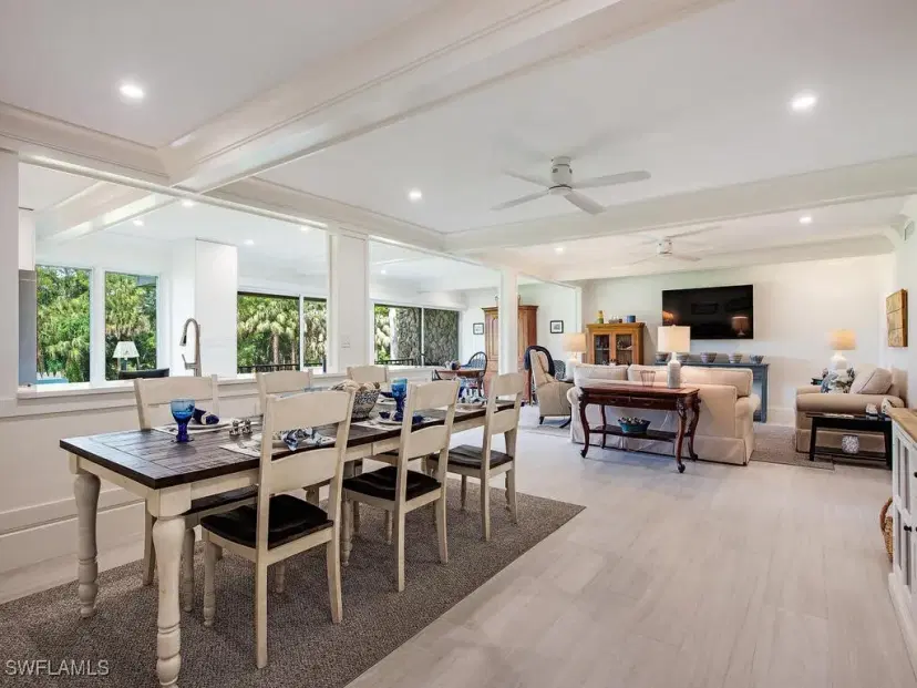 Picture of 104 Wilderness Dr J239, Naples FL 34105