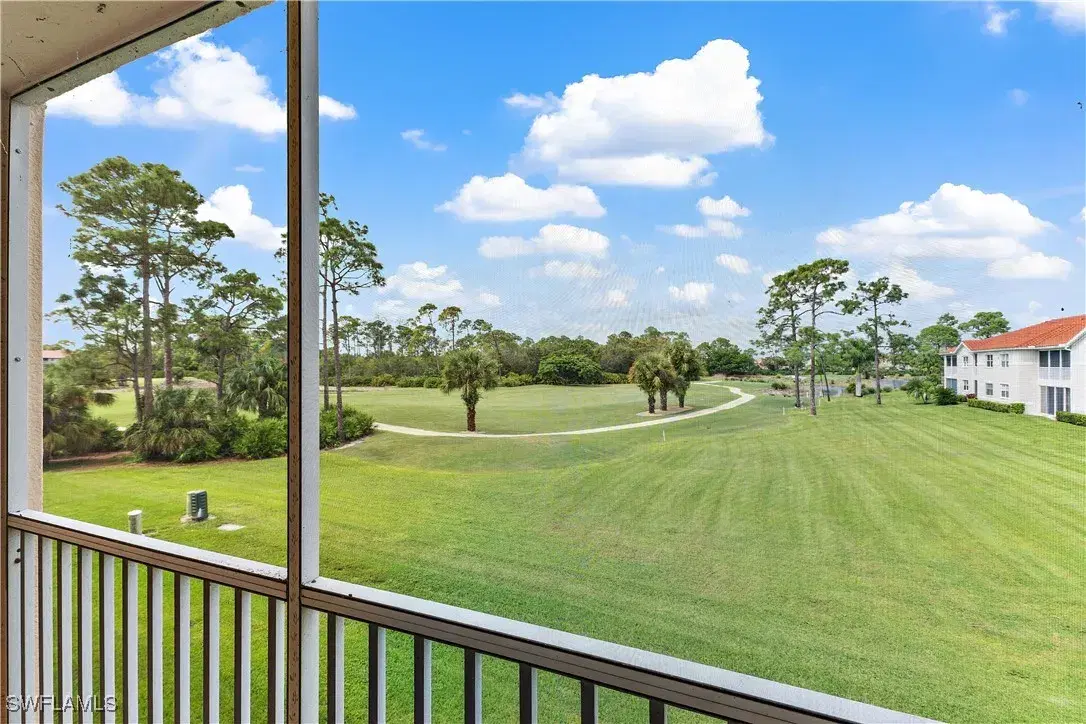 Picture of 1001 Eastham Way C-206, Naples, FL 34104