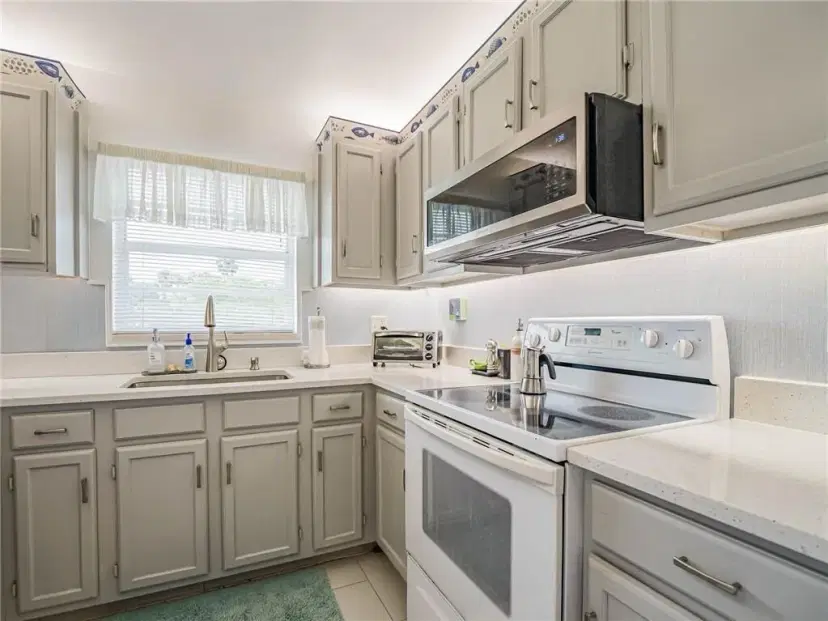 Picture of 57 Woodland Drive 201, Vero Beach FL 32962