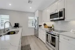 Picture of 779 Park Ave, Naples, FL 34110