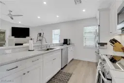 Picture of 779 Park Ave, Naples, FL 34110