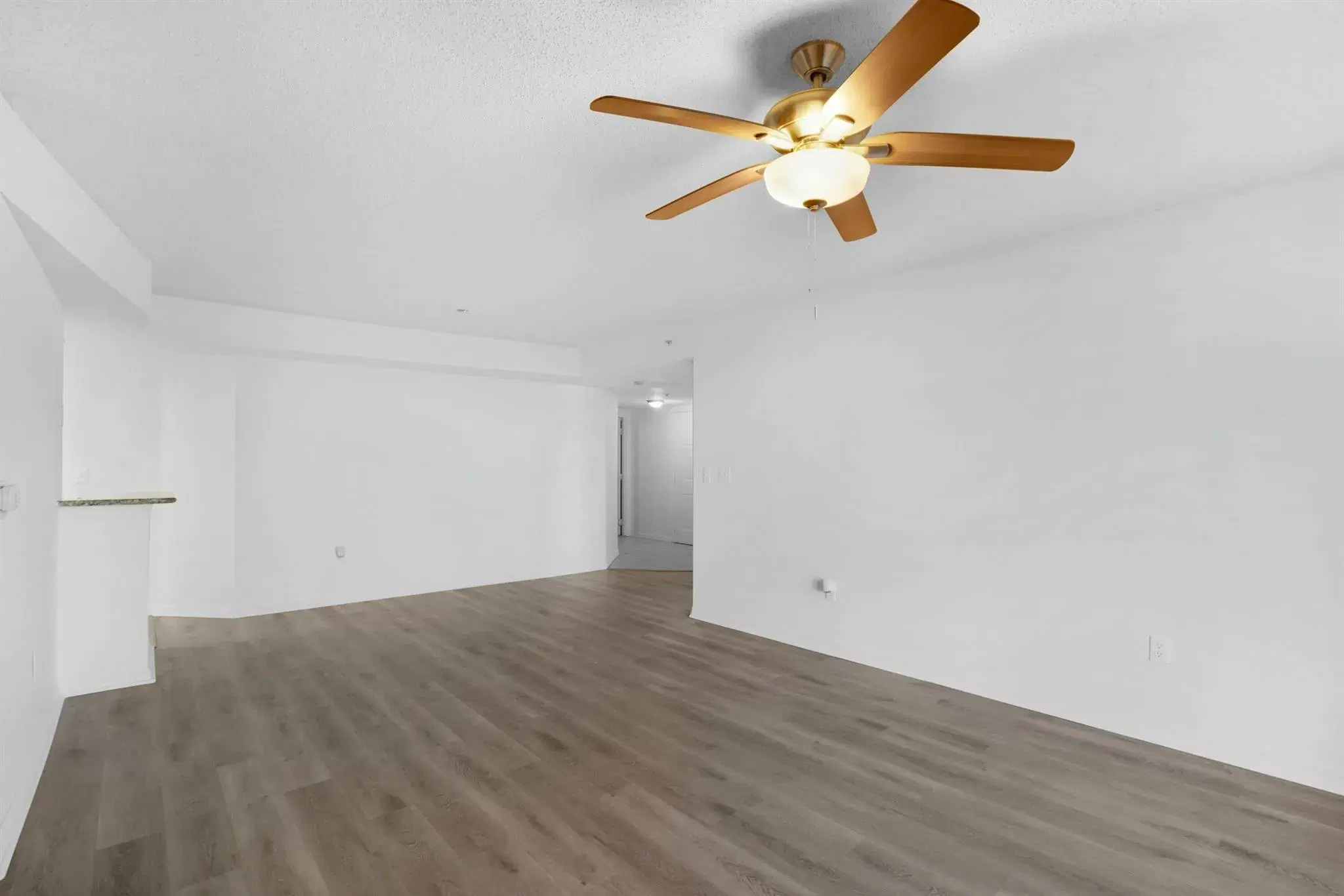 Picture of 900 Crestwood Court S 902, Royal Palm Beach, FL 33411