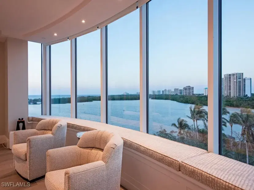 Picture of 60 Seagate Dr 606, Naples FL 34103