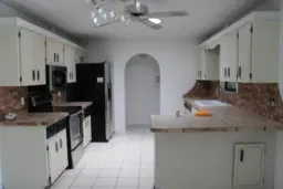 Picture of 567 SE Marydale Terrace, Port St Lucie, FL 34983
