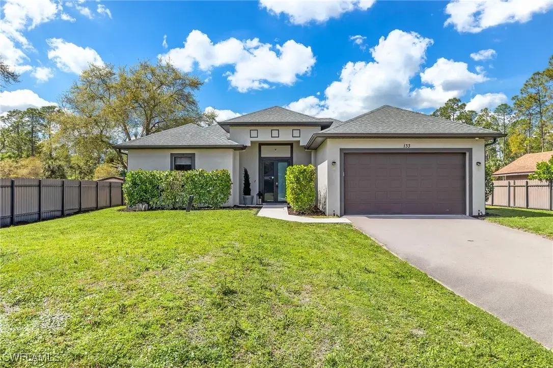 Picture of 133 14Th St Ne, Naples, FL 34120
