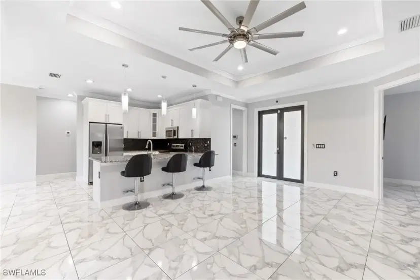 Picture of 133 14Th St Ne, Naples FL 34120