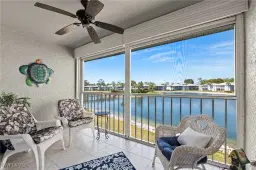 Picture of 905 New Waterford Dr 204, Naples, FL 34104