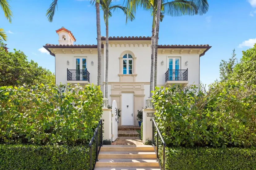 Picture of 310 Australian Avenue, Palm Beach FL 33480