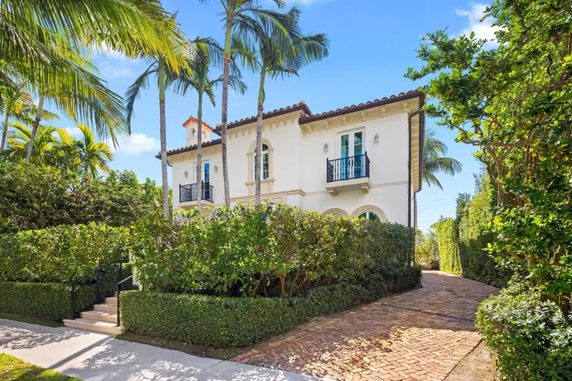 Picture of 310 Australian Avenue, Palm Beach FL 33480