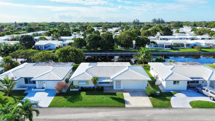 Picture of 6700 NW 74Th Pl, Tamarac FL 33321