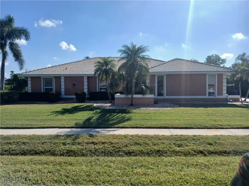 Picture of 4180 Prestwick Ct, North Fort Myers FL 33903