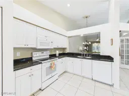 Picture of 1704 Royal Cir 602, Naples, FL 34112
