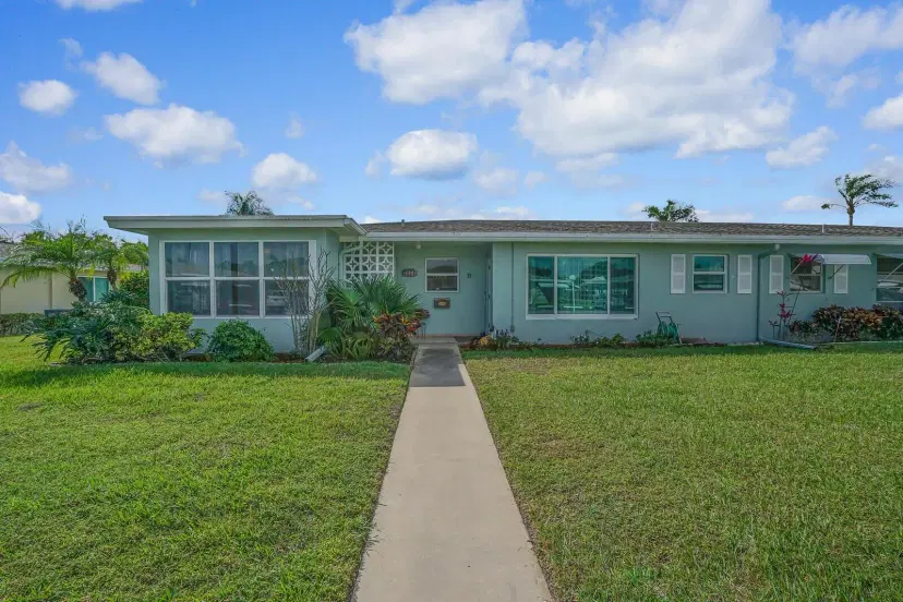 Picture of 202 High Point Terrace W A, Delray Beach FL 33445