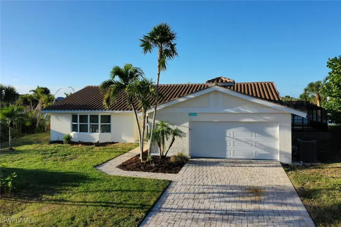 Picture of 421 Lake Murex Cir, Sanibel, FL 33957