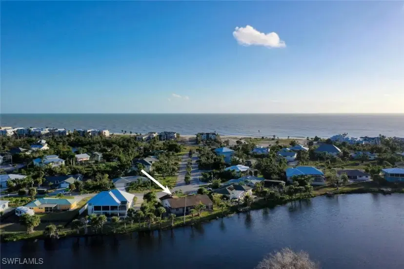 Picture of 421 Lake Murex Cir, Sanibel FL 33957
