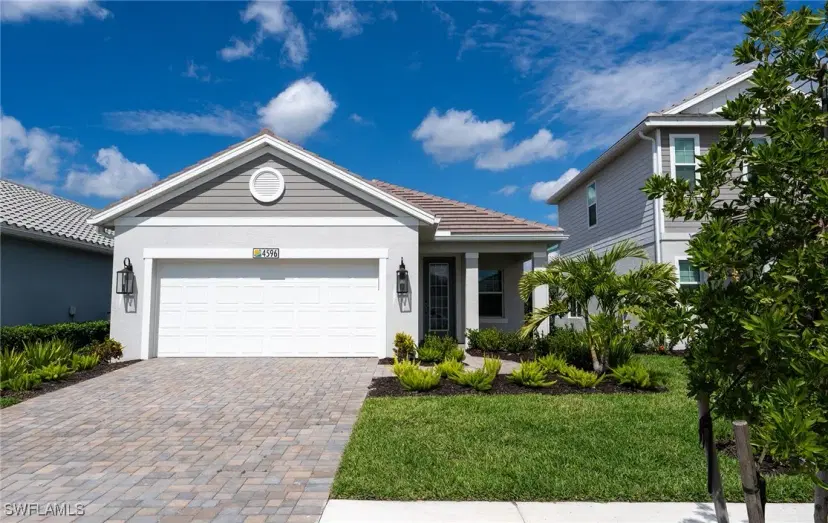Picture of 4596 Centaurus Cir, Naples FL 34120