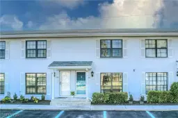 Picture of 138 Marco Villas Dr V5, Marco Island, FL 34145