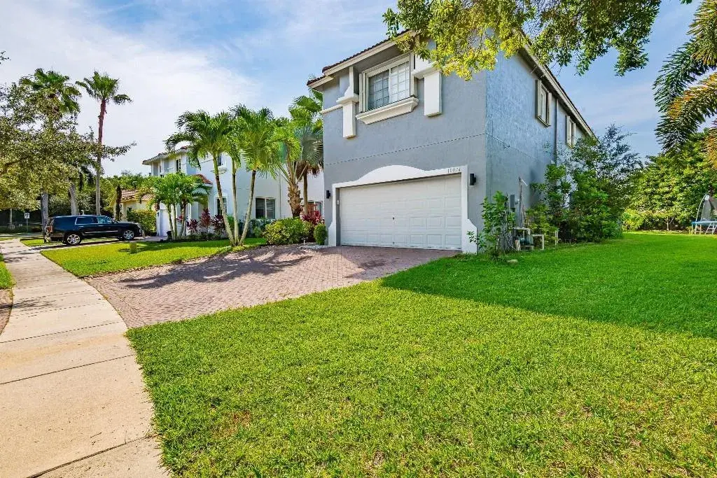 Picture of 10074 Boca Vista Dr, Boca Raton, FL 33498