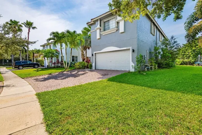 Picture of 10074 Boca Vista Dr, Boca Raton FL 33498