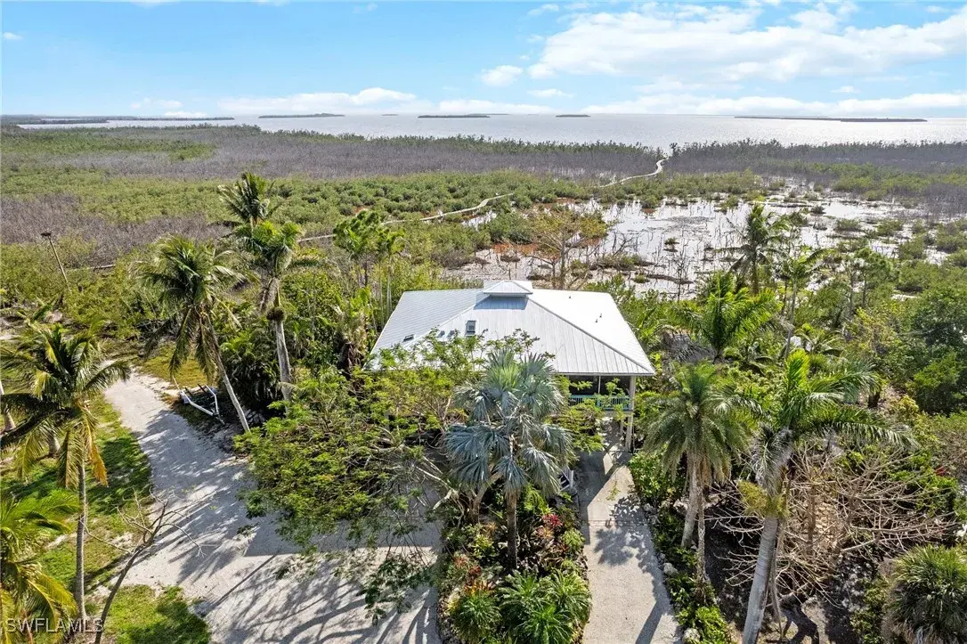 Picture of 7377 Pineland Rd, Bokeelia, FL 33922