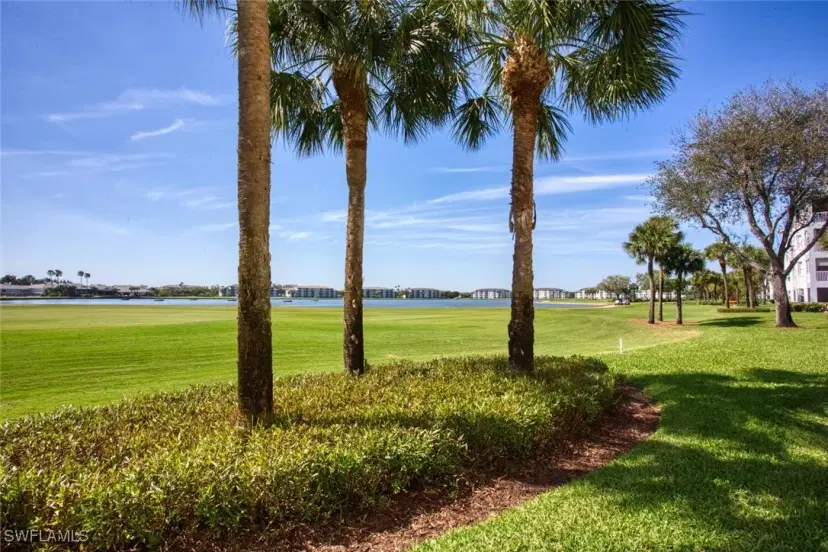Picture of 8106 Queen Palm Ln 115, Fort Myers FL 33966