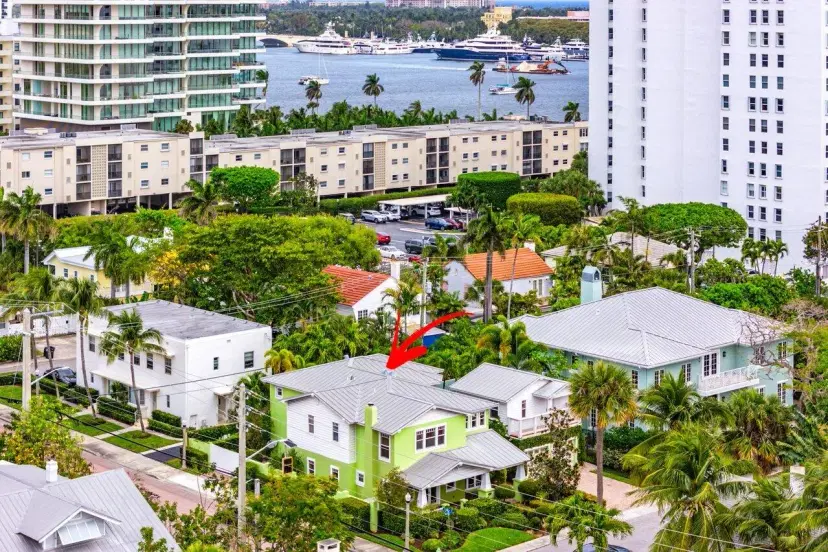 Picture of 215 Vallette Way, West Palm Beach FL 33401