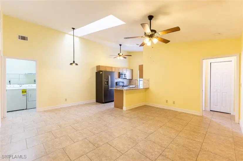 Picture of 1417 SW 51St Ln 33, Cape Coral FL 33914