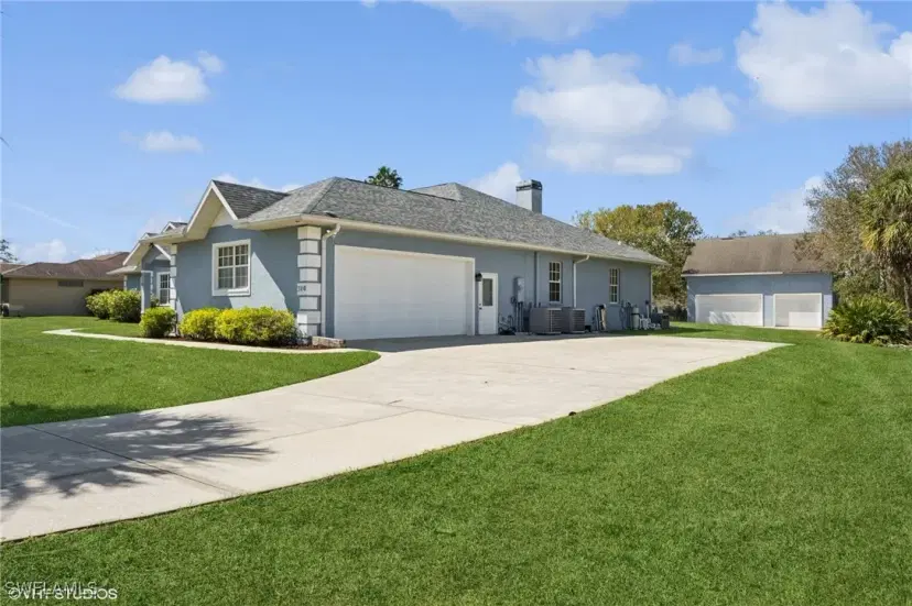 Picture of 310 136Th Ct E, Bradenton FL 34212