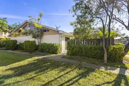 Picture of 4387 Woodstock Drive C, West Palm Beach, FL 33409