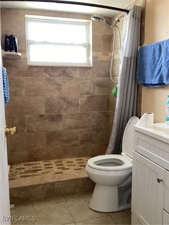 Picture of 1321 NE 17Th St, Cape Coral FL 33909