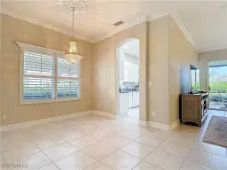 Picture of 715 Vistana Cir 40, Naples, FL 34119