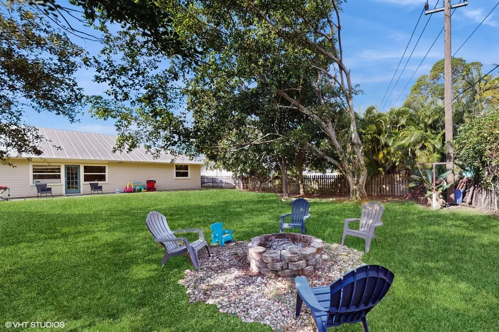 Picture of 4217 SE Jacaranda Street, Stuart, FL 34997
