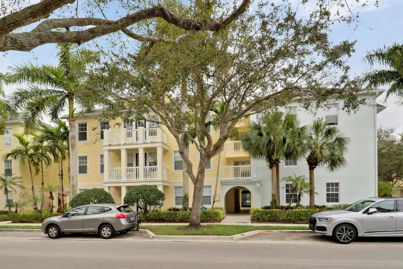 Picture of 225 Murcia Drive 307, Jupiter FL 33458
