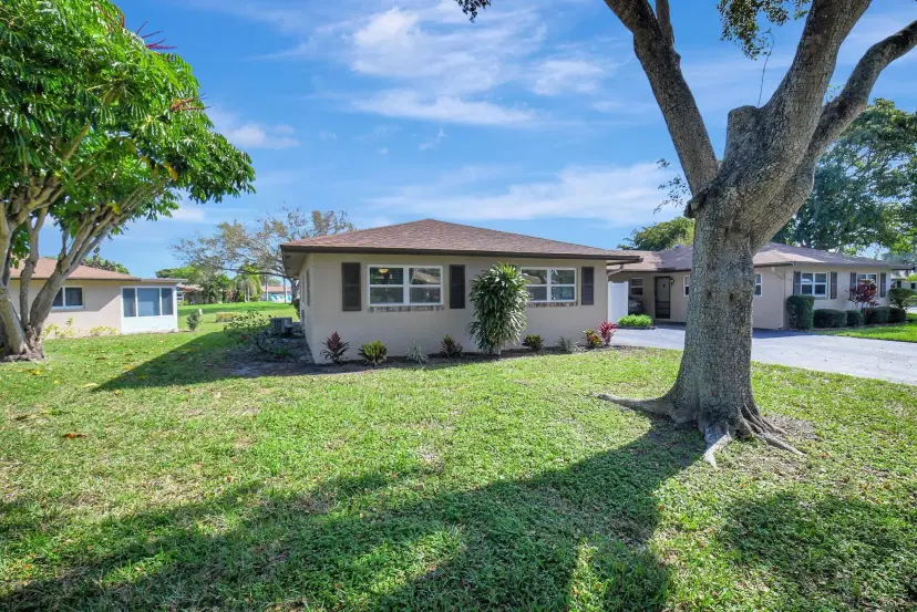 Picture of 154 Mockingbird Lane, Delray Beach FL 33445