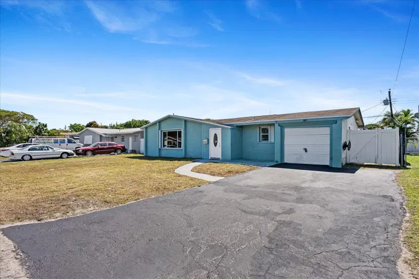 Picture of 6560 Hayes Street, Hollywood FL 33024