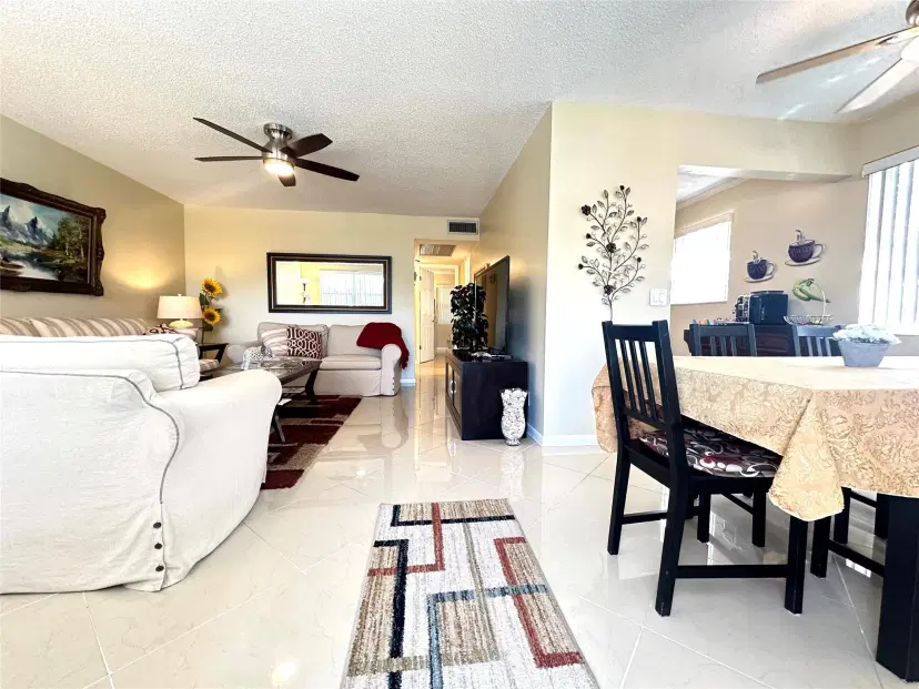 Picture of 668 Durham X 668, Deerfield Beach FL 33442