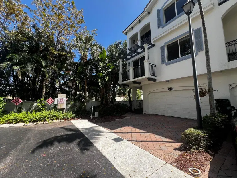 Picture of 3143 Waterside Circle, Boynton Beach FL 33435