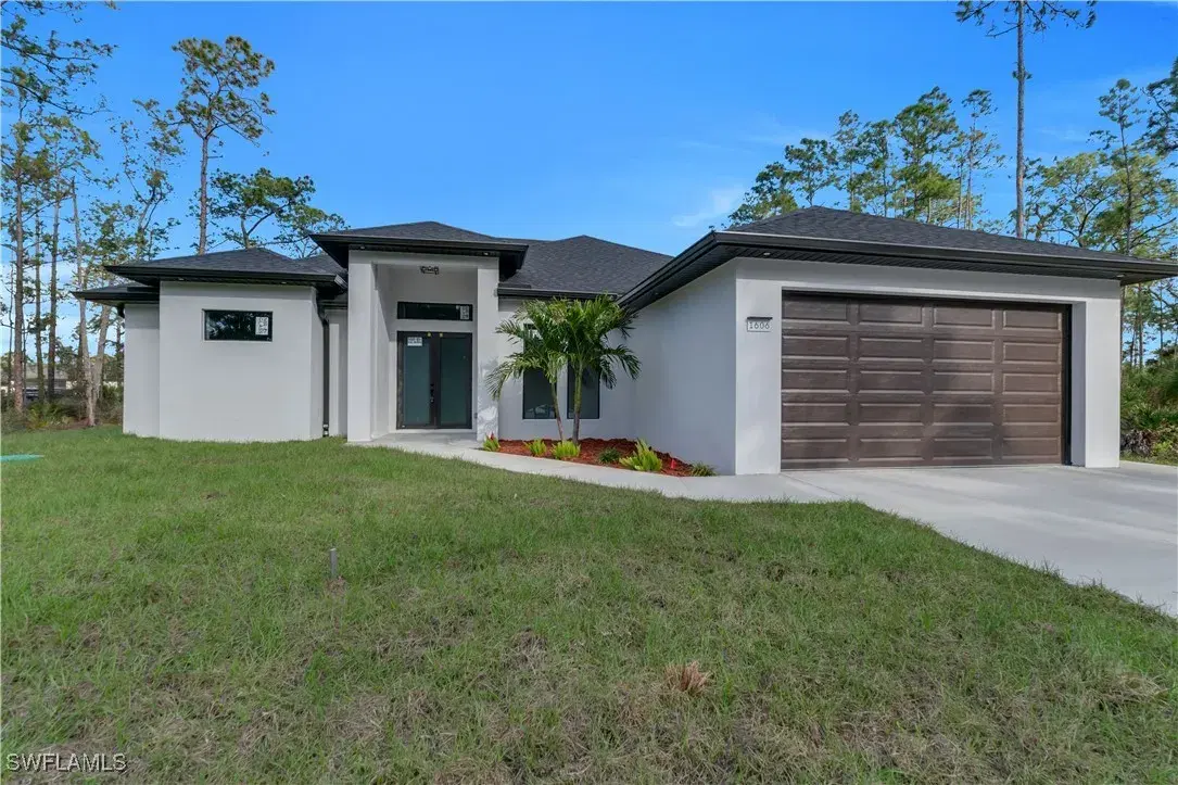 Picture of 1606 Desoto Ave, Lehigh Acres, FL 33972