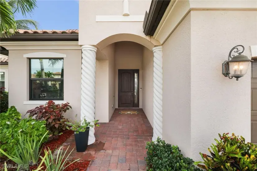 Picture of 28615 Derry Ct, Bonita Springs FL 34135
