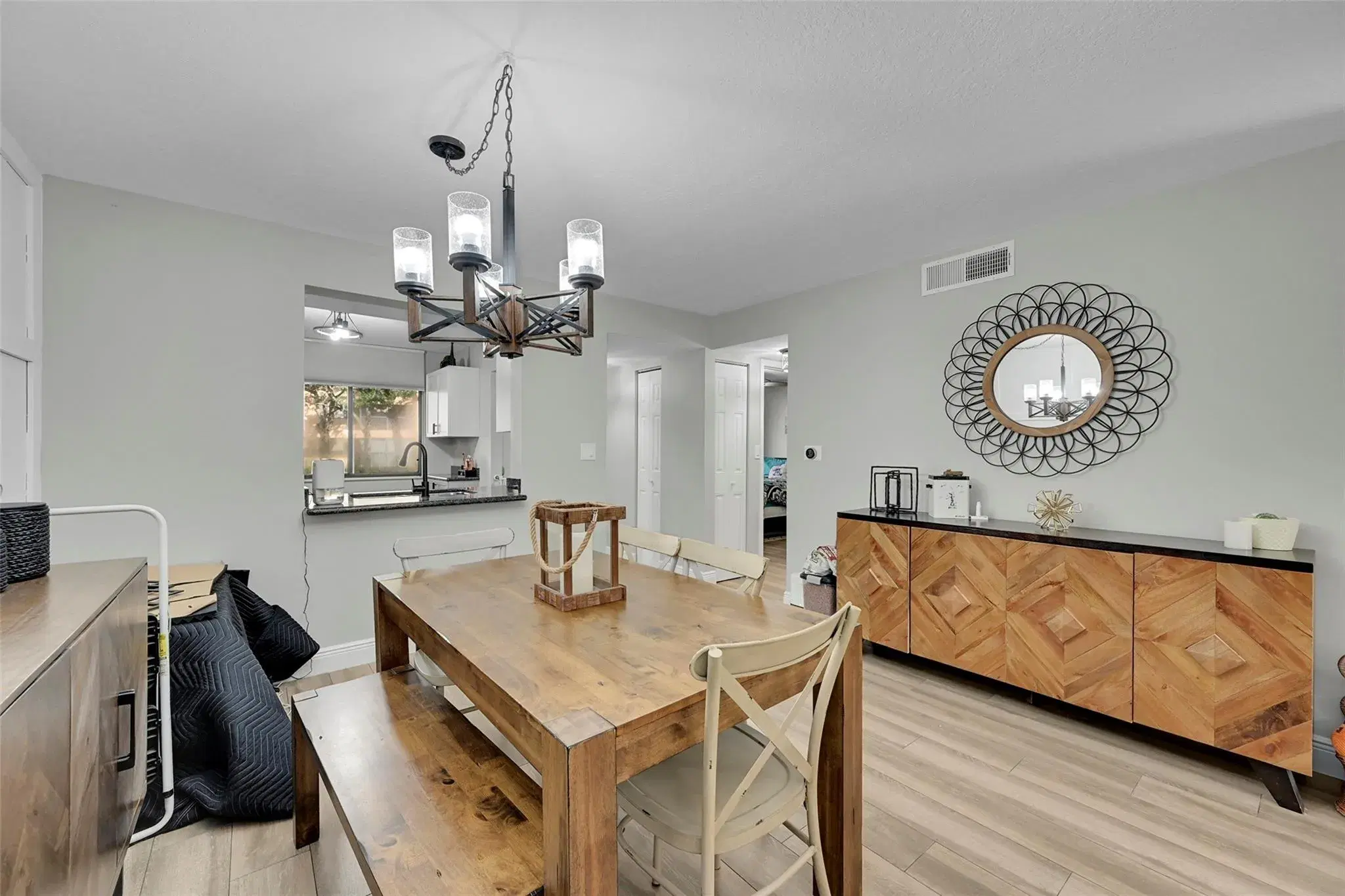 Picture of 8592 W Sunrise Blvd 102, Plantation, FL 33322