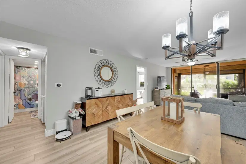Picture of 8592 W Sunrise Blvd 102, Plantation FL 33322
