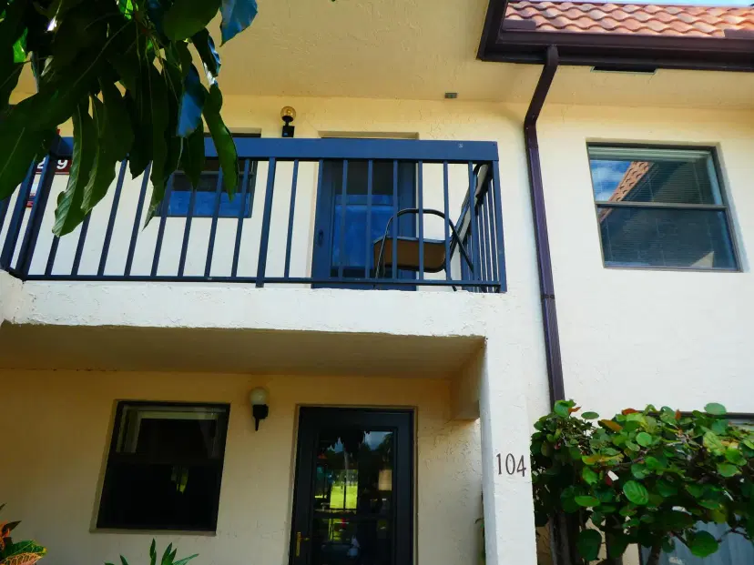 Picture of 7269 Golf Colony Court 204, Lake Worth FL 33467