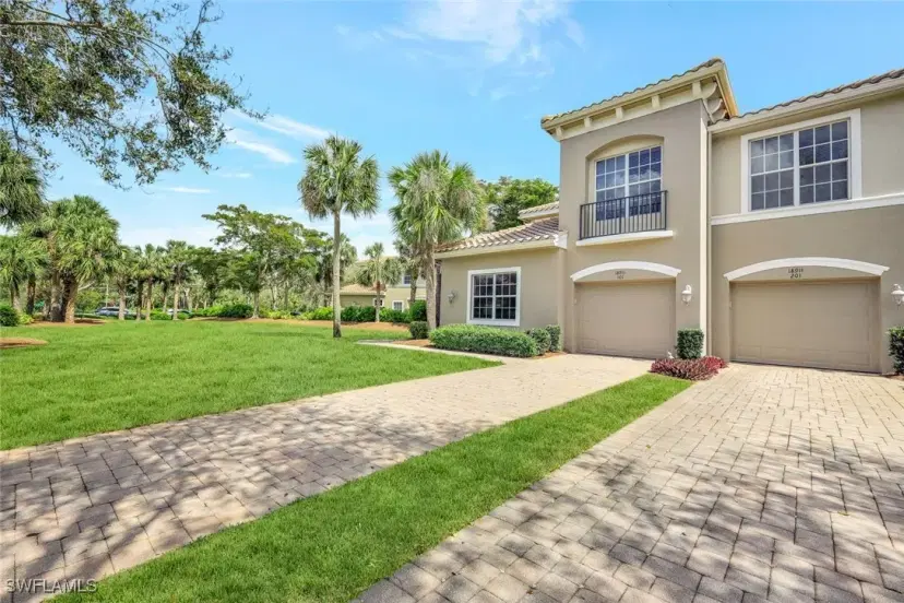 Picture of 18911 Bay Woods Lake Dr 101, Fort Myers FL 33908