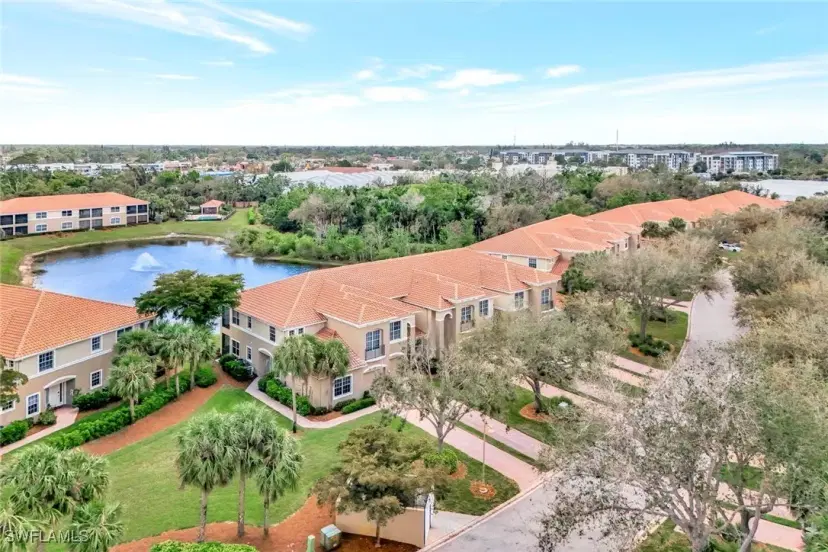 Picture of 18911 Bay Woods Lake Dr 101, Fort Myers FL 33908