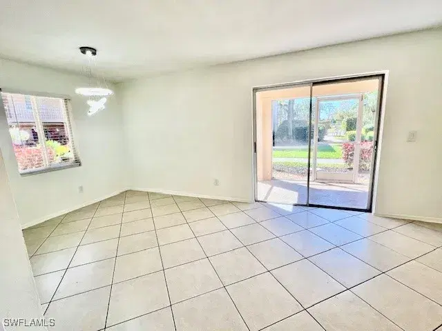 Picture of 1075 Foxfire Ln 101, Naples FL 34104