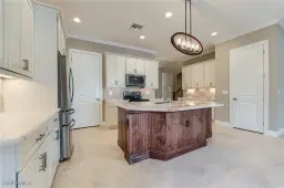 Picture of 10635 Carena Cir, Fort Myers, FL 33913
