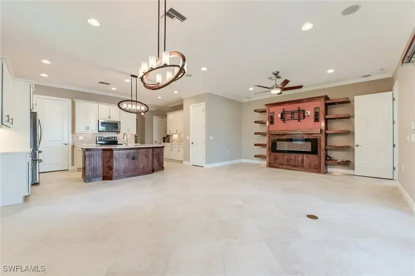 Picture of 10635 Carena Cir, Fort Myers FL 33913